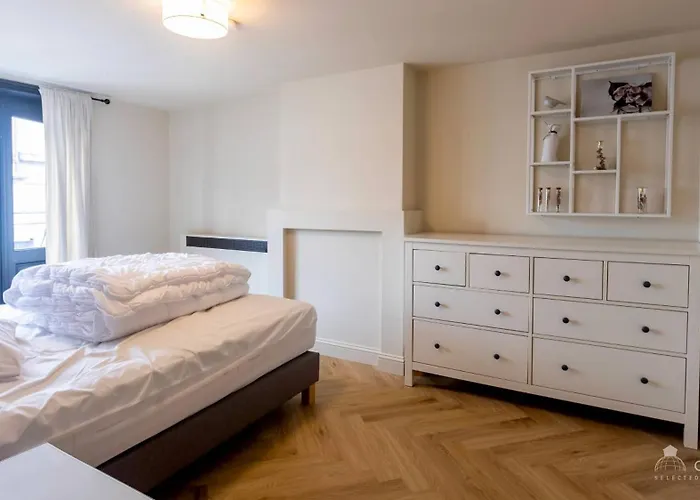 Frans Luxe 4 Slpk * Ostend